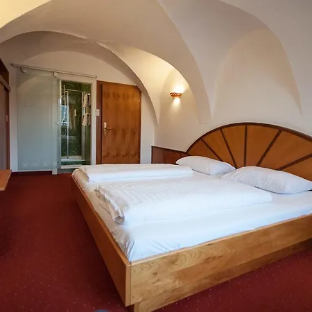 Sonne 3* Ашах-ан-дер-Донау